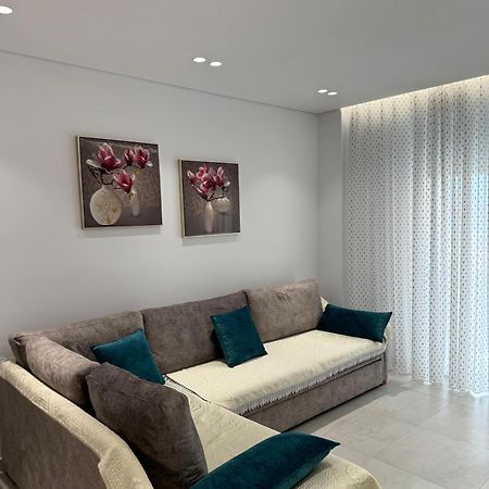 Alpha Lux Apartment Sarandë 外观 照片