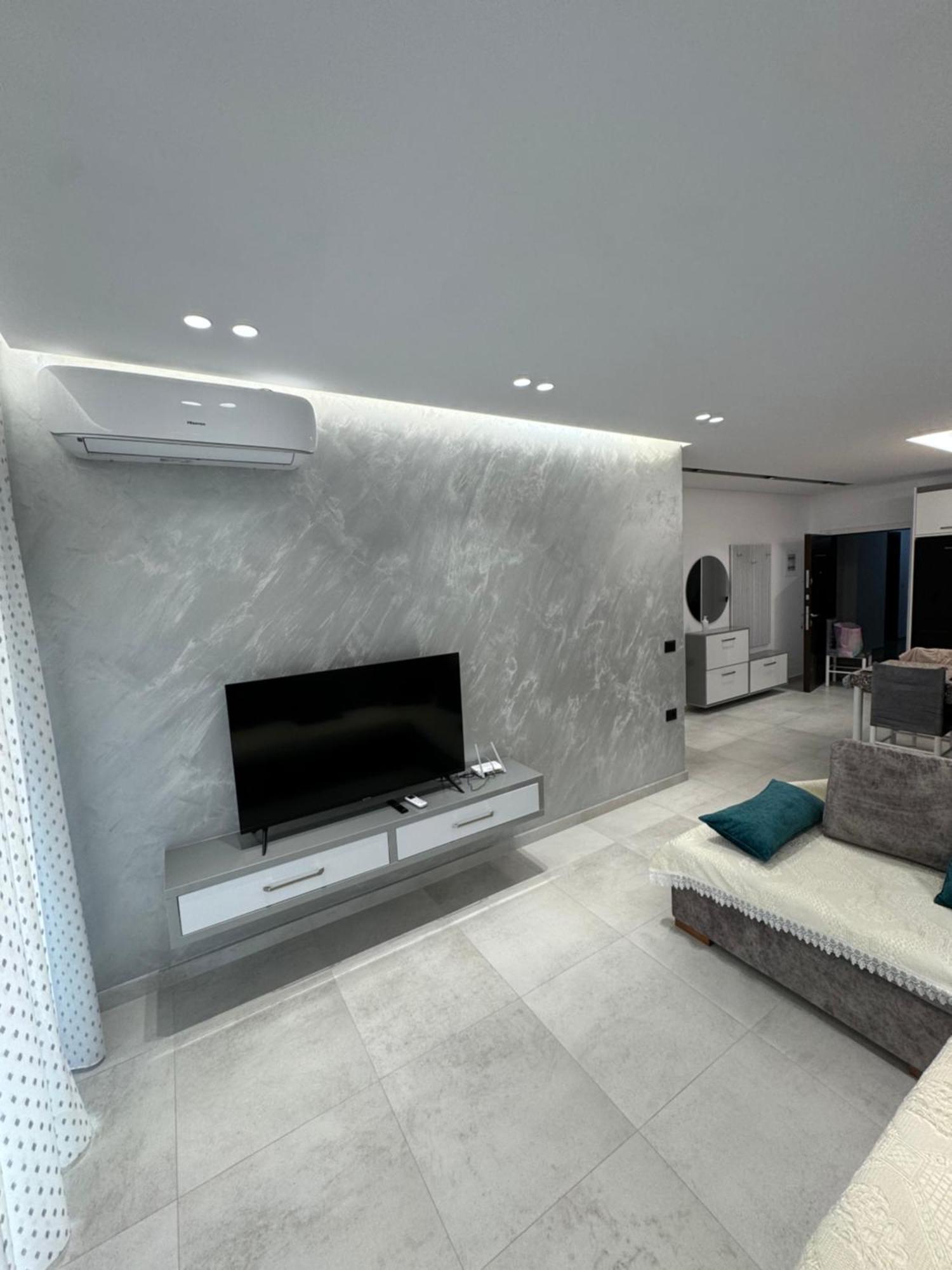 Alpha Lux Apartment Sarandë 外观 照片
